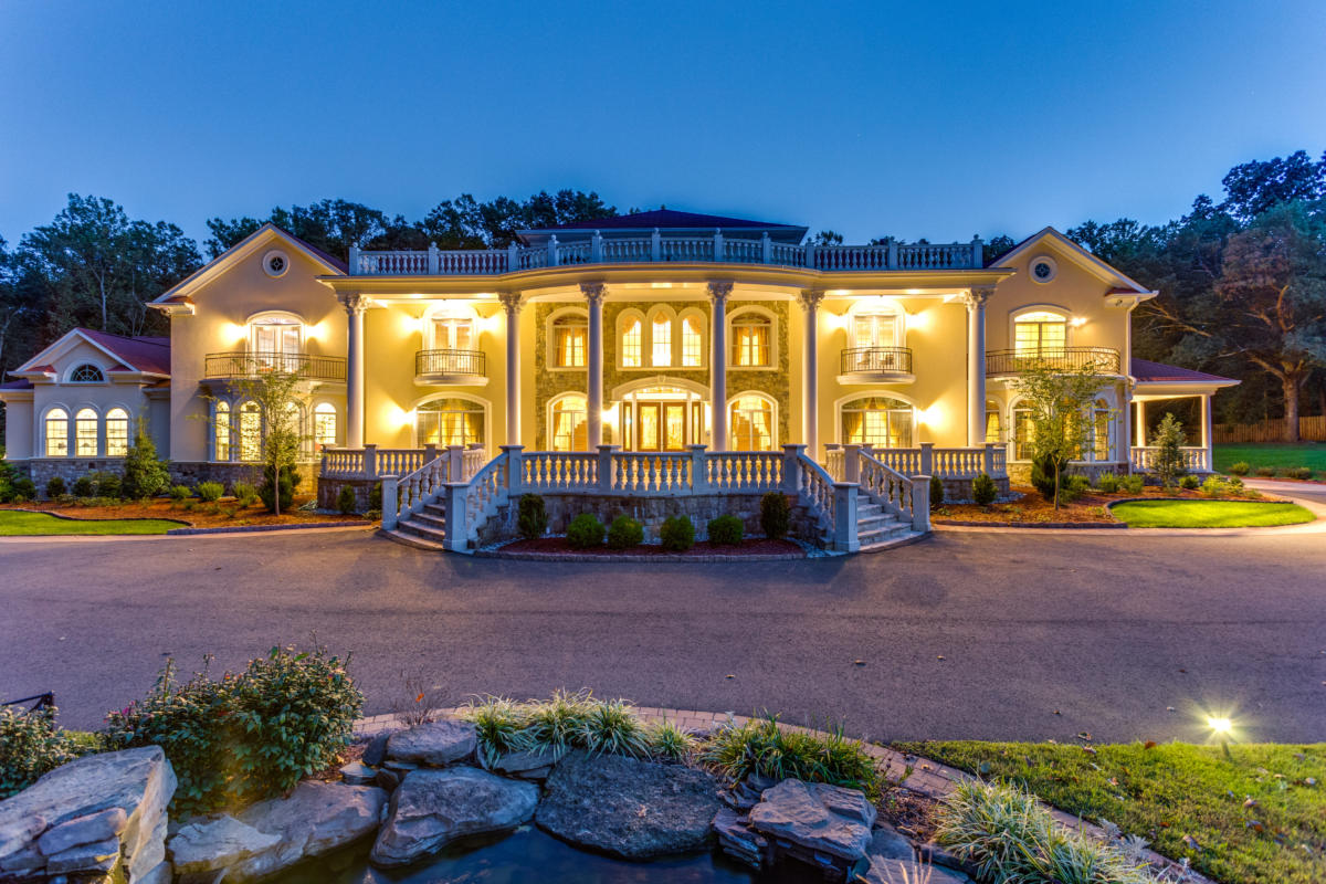 Fairfax, VA Luxury Homes in Northern VA Custom Home Builders ASTA